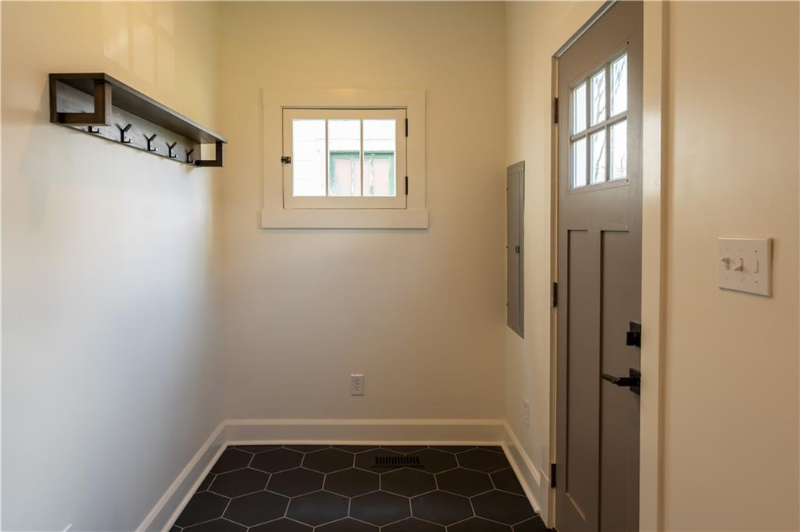 2830 N Park Ave - Photo 7 of 7