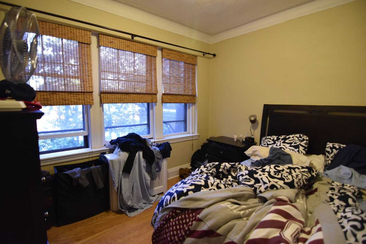 8 Chiswick Rd #23 - Photo 5 of 32