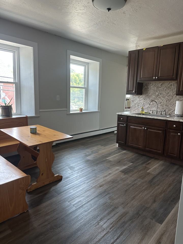 686 Riverside Dr #A - Photo 2 of 21