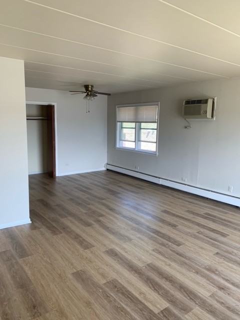17334 Ridgeland Ave #1N - Photo 2 of 9
