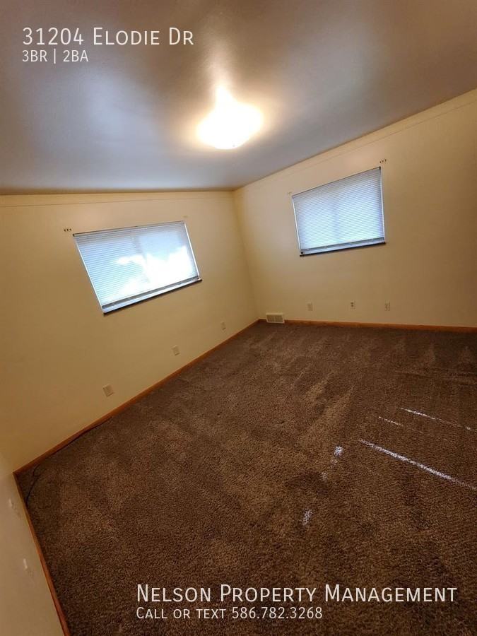 31204 Elodie Dr - Photo 2 of 48