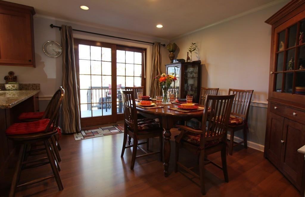 192 Wellman Ave #1 - Photo 3 of 10