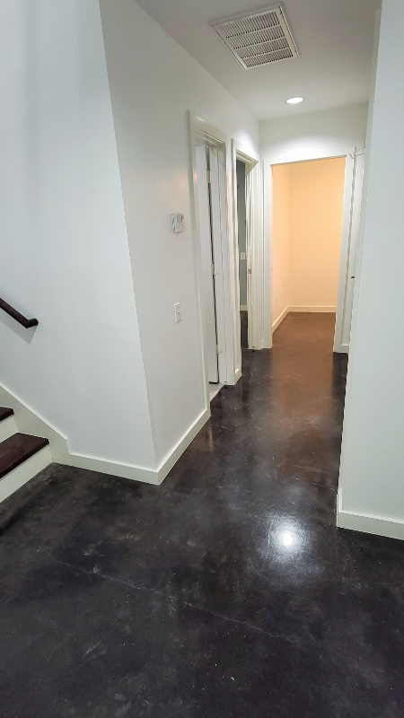 2920 Cline Street - Photo 3 of 40