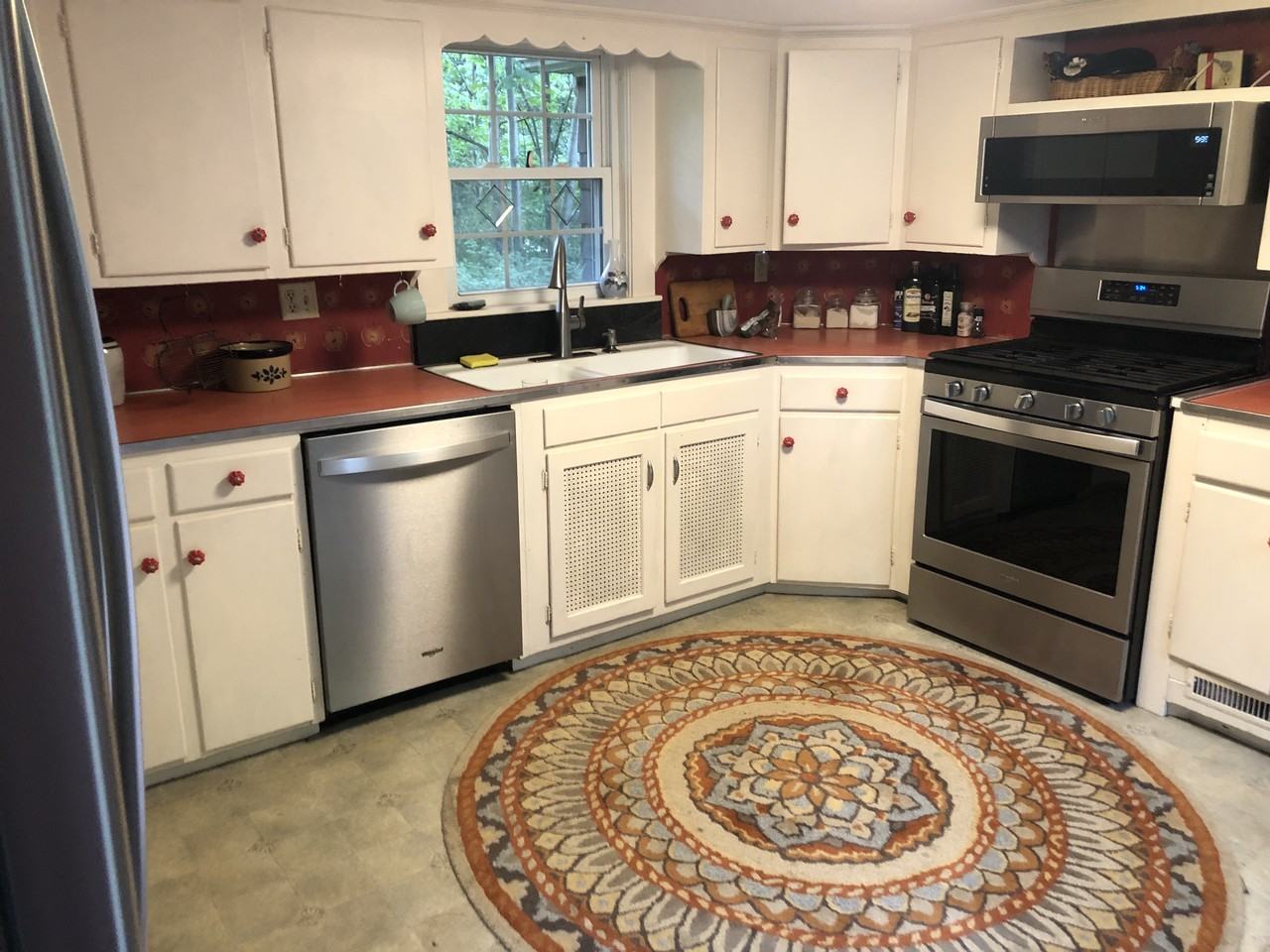 9 Ball Hill Road, Princeton, MA 01541 3 Bedroom House for 3,000/month