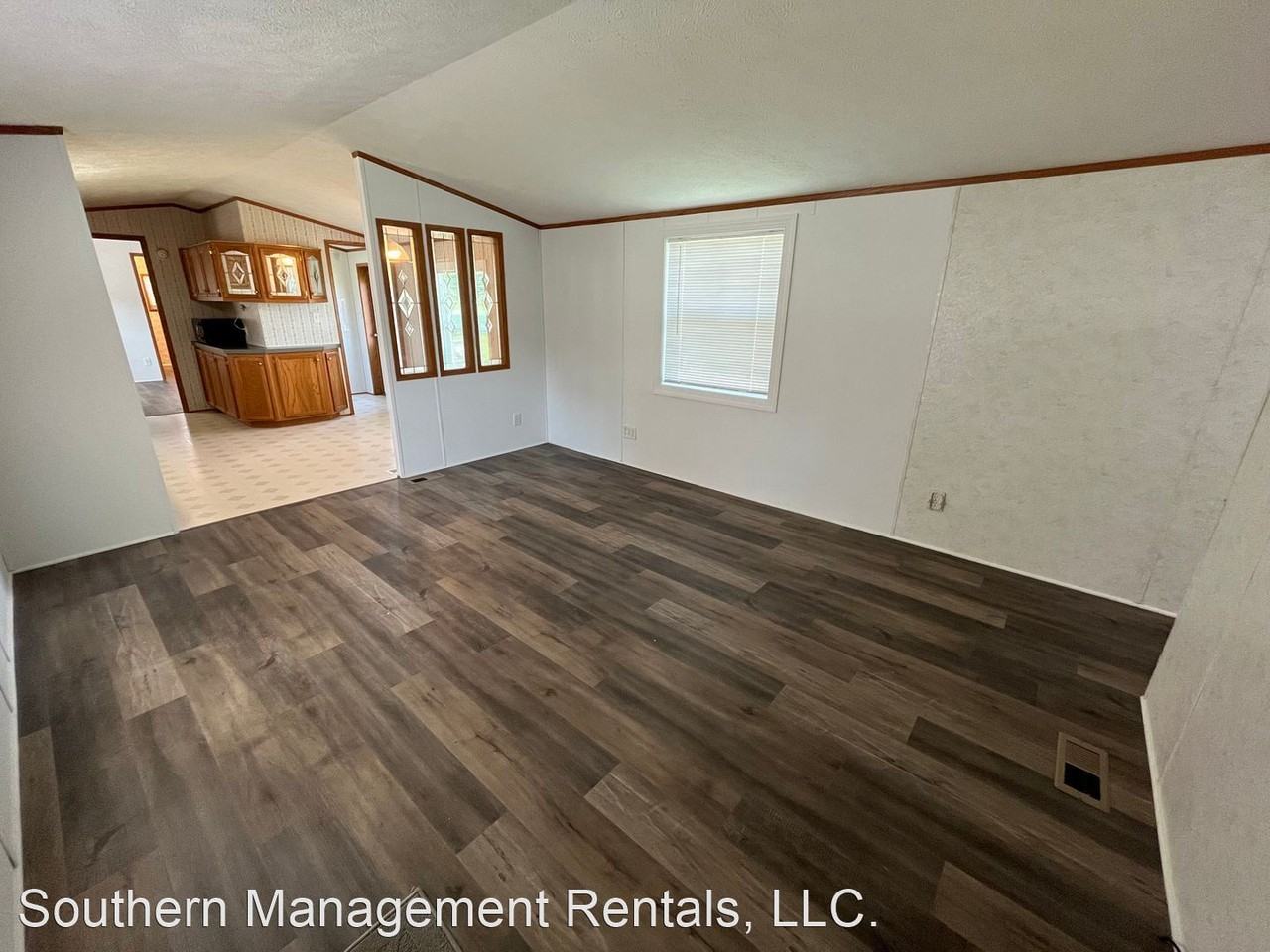 4 Locust Ln - Photo 2 of 12