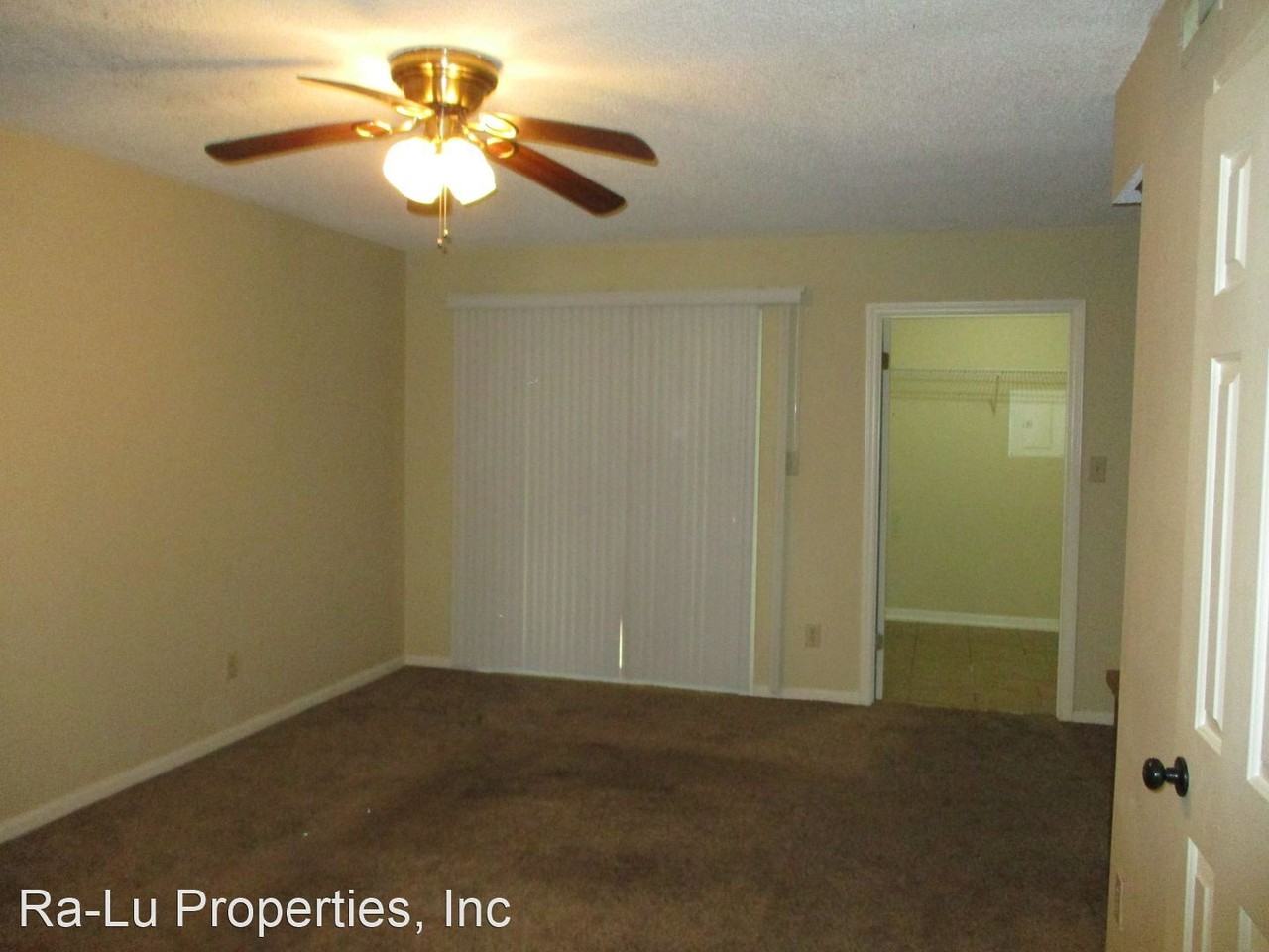 801 Timberline Dr - Photo 3 of 13