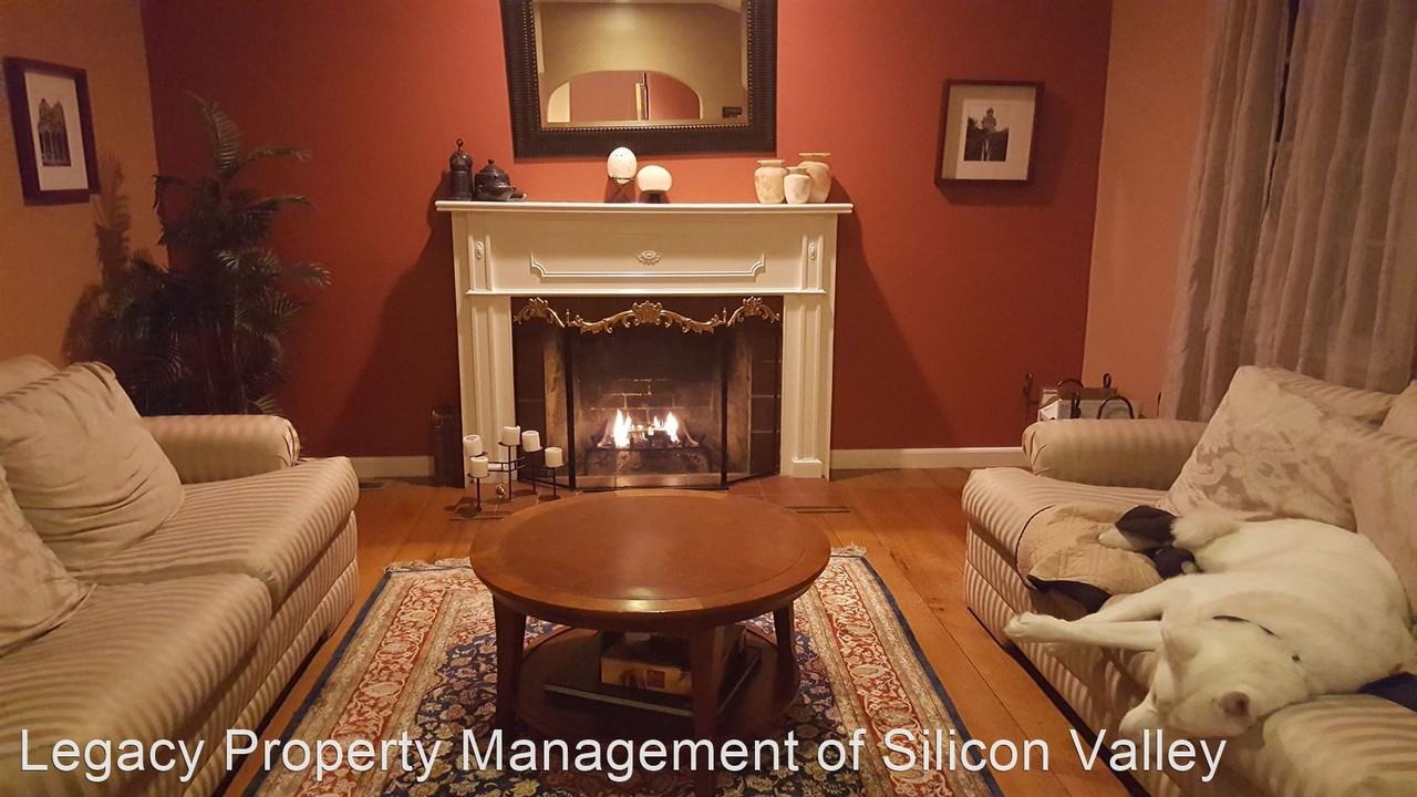 1655 Escobita Ave - Photo 3 of 14