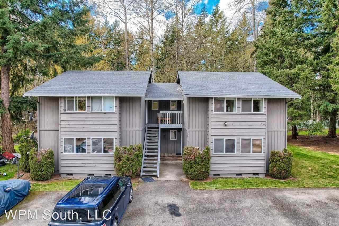 5816 186th Ave. E. Apartments 5816 186th Ave E, Lake Tapps, WA 98391