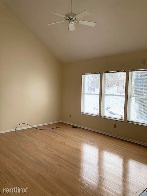 1000 Boyne Ct - Photo 3 of 14