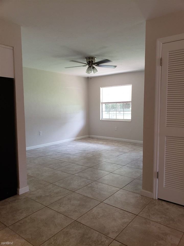 420 Se 4th Ave - Photo 3 of 14