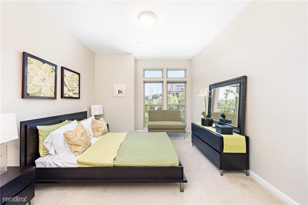 1000 Providence Pl - Photo 3 of 15