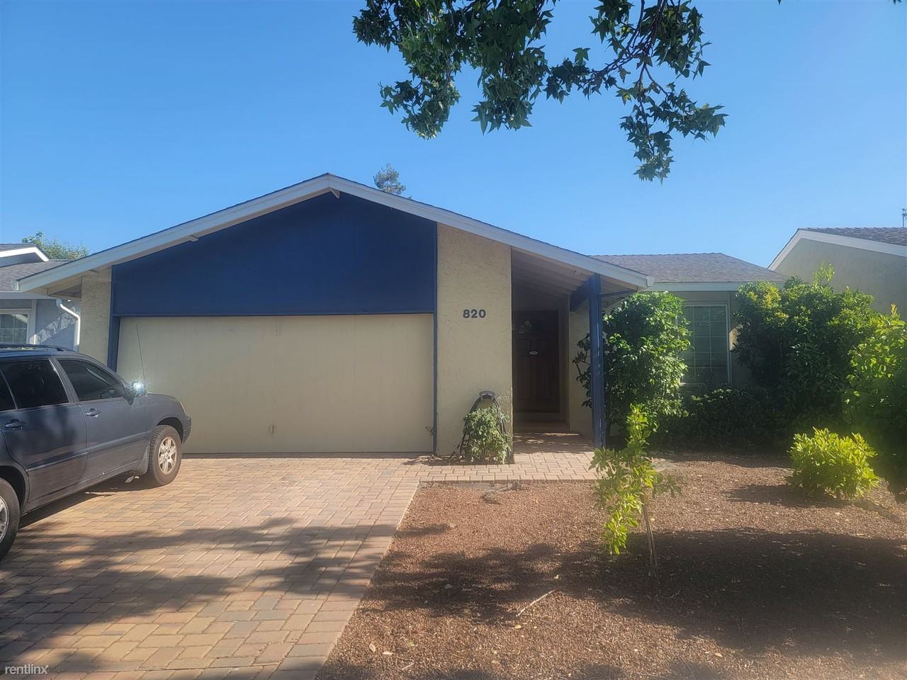 820 W Sunnyoaks Ave - Photo 2 of 22