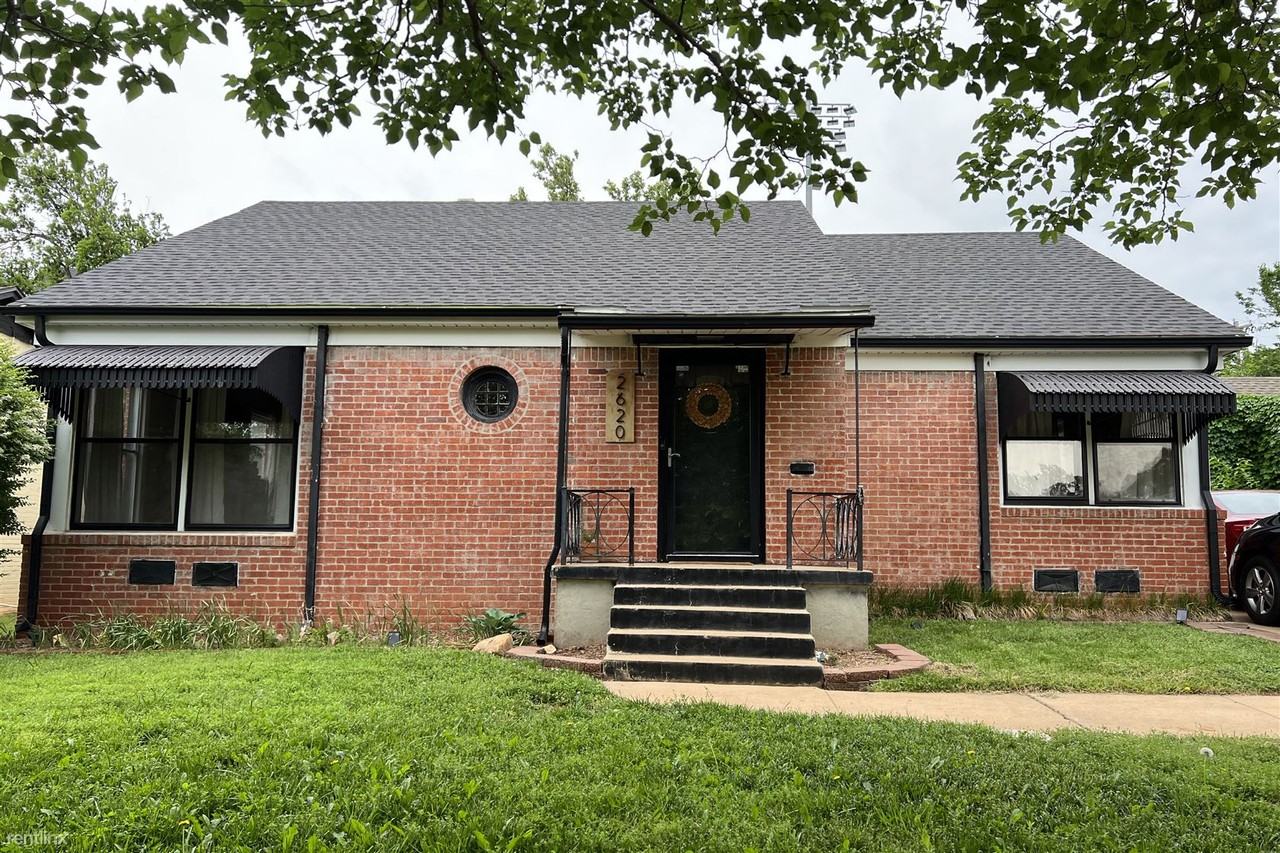 2620 Denniston Dr - Photo 3 of 26