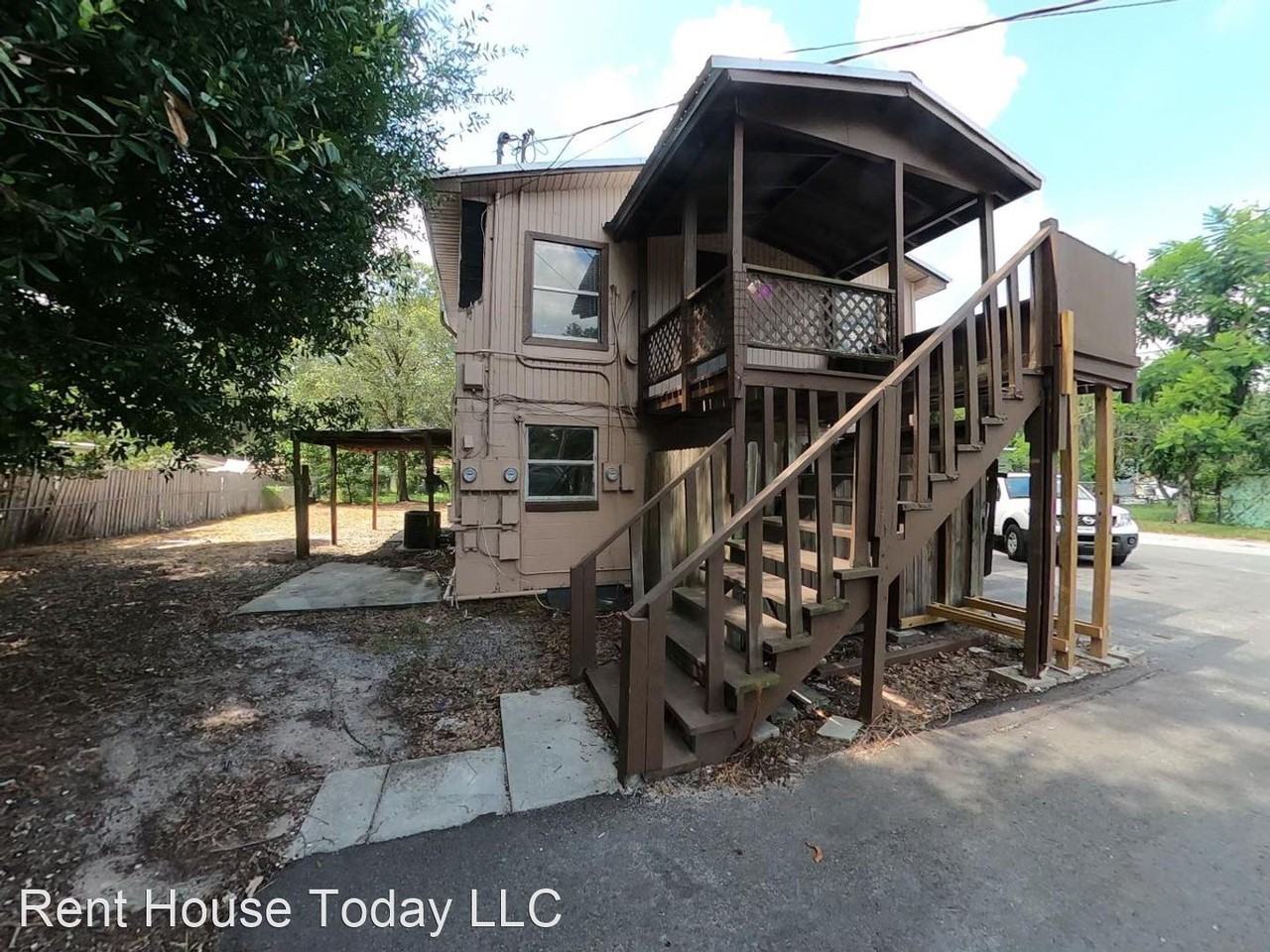 4570 Transport Road - Photo 2 of 9