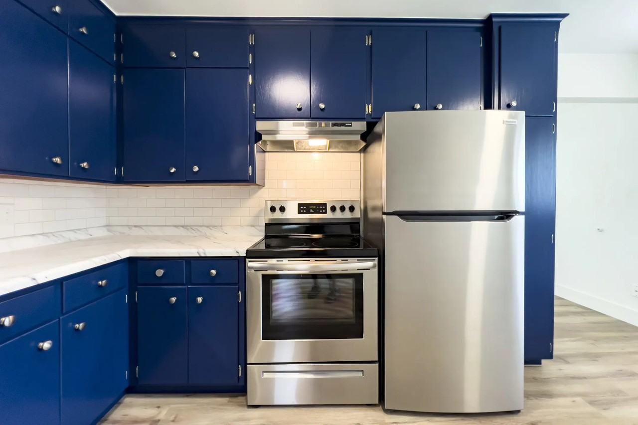 1645 10th Ave - Photo 2 of 14