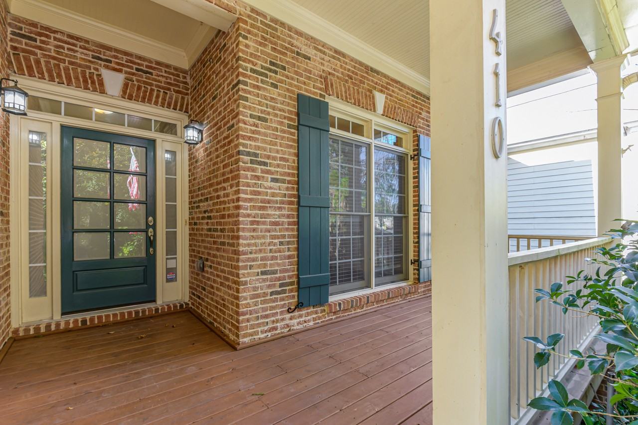 410 Wilfawn Way - Photo 3 of 40