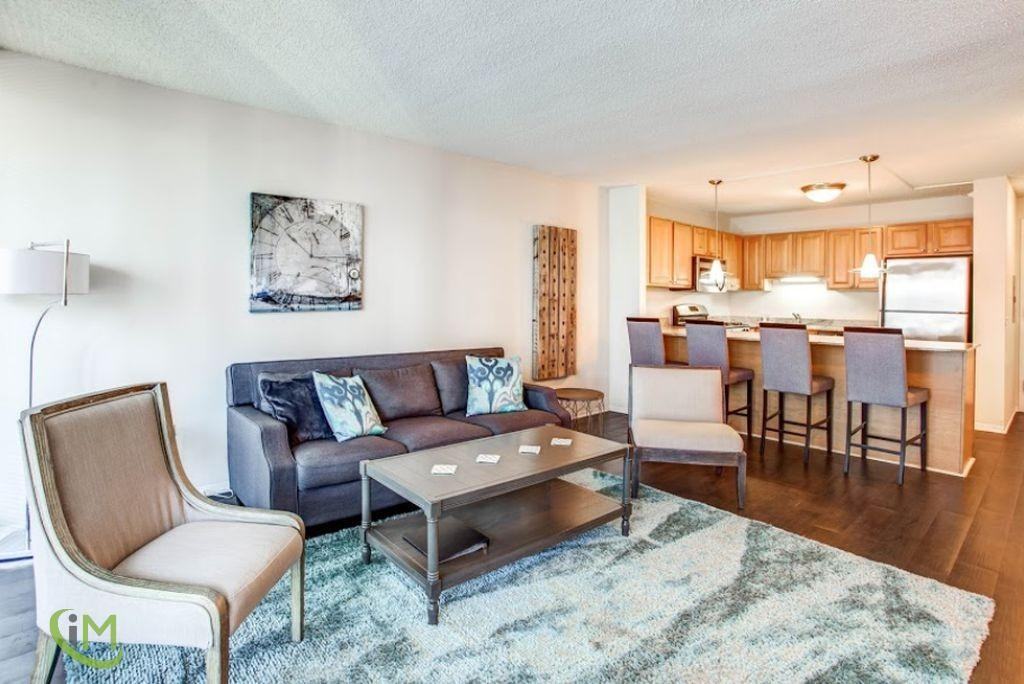 N Jefferson St 2502, Chicago, IL 60661 Studio Apartment for 1,268