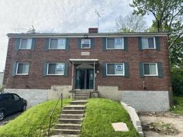 featured image of 412 W Parkwood Dr