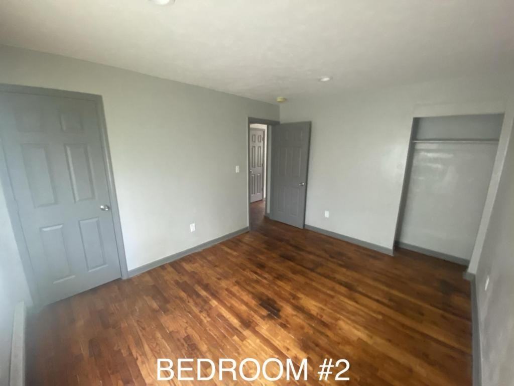 412 W Parkwood Dr - Photo 7 of 8