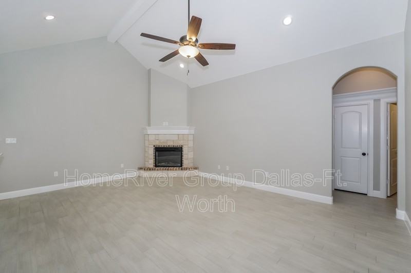3339 White Horse Dr - Photo 2 of 20