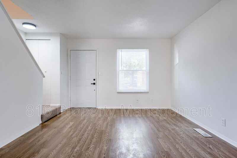 9430 Reeder Ave - Photo 3 of 42