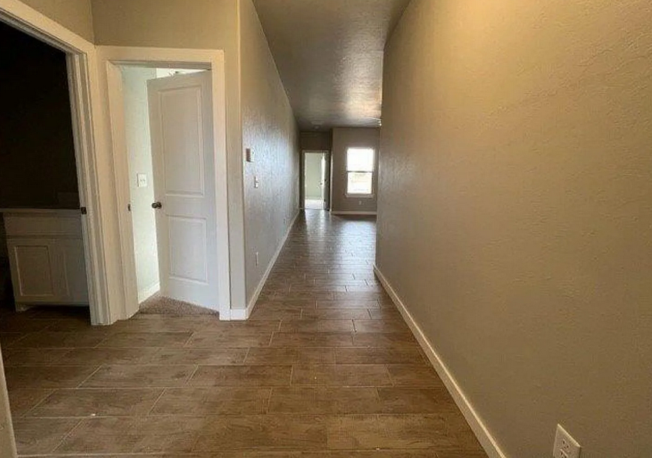 1309 Heatherbrook Way #NA - Photo 2 of 4