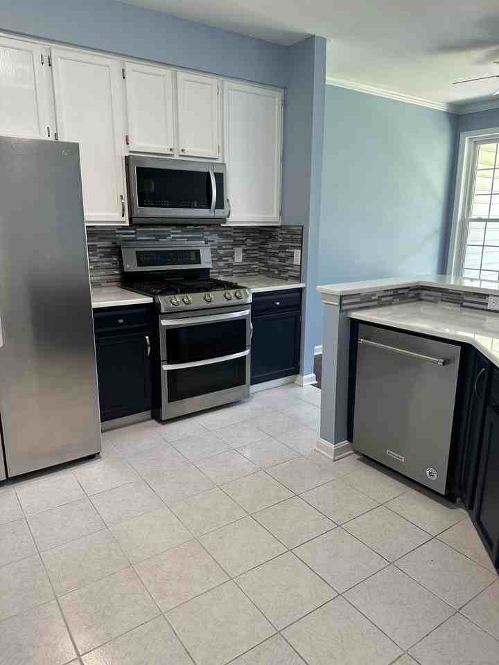 148 Rosebay Ct #148 - Photo 2 of 16