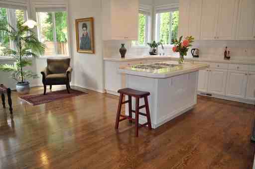 2328 SW Willow Pkwy - Photo 2 of 9