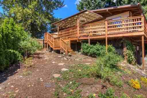 3040 NW Autumn St - Photo 2 of 20