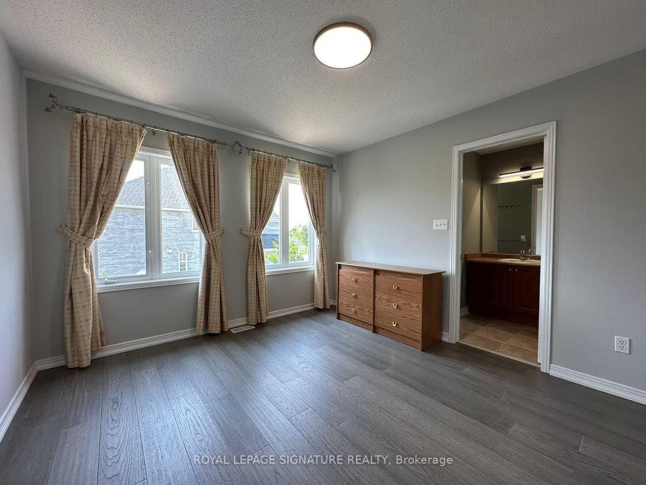 106 Castleglen Boulevard #304 - Photo 2 of 6