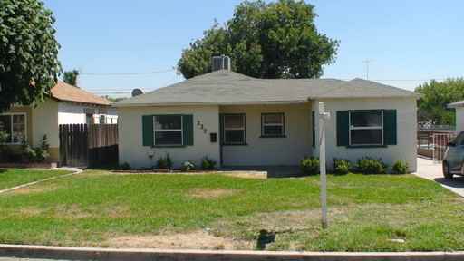 227 E 44th St - Photo 2 of 2