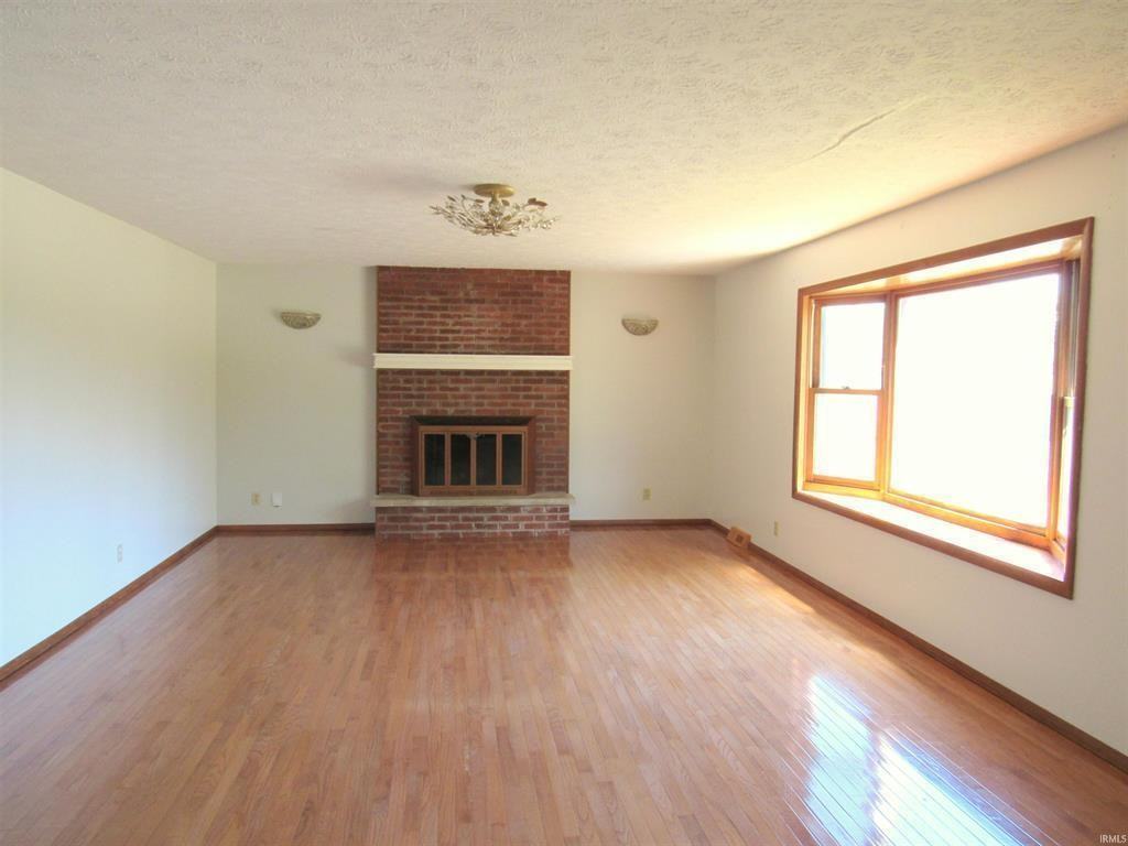 4401 E Cambridge Ct #NA - Photo 2 of 5