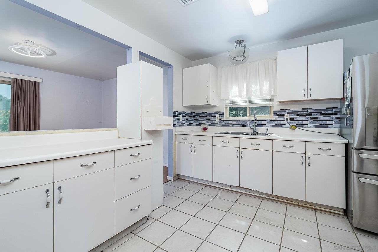 7742 Shorewood Dr #NA - Photo 2 of 11