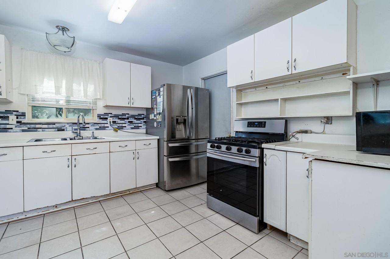 7742 Shorewood Dr #NA - Photo 3 of 11