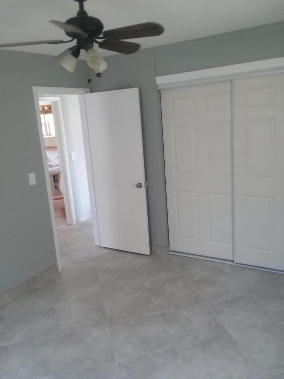 1373 Woodbine St - Photo 3 of 5