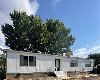 42 Elias Rd - Photo 3 of 21