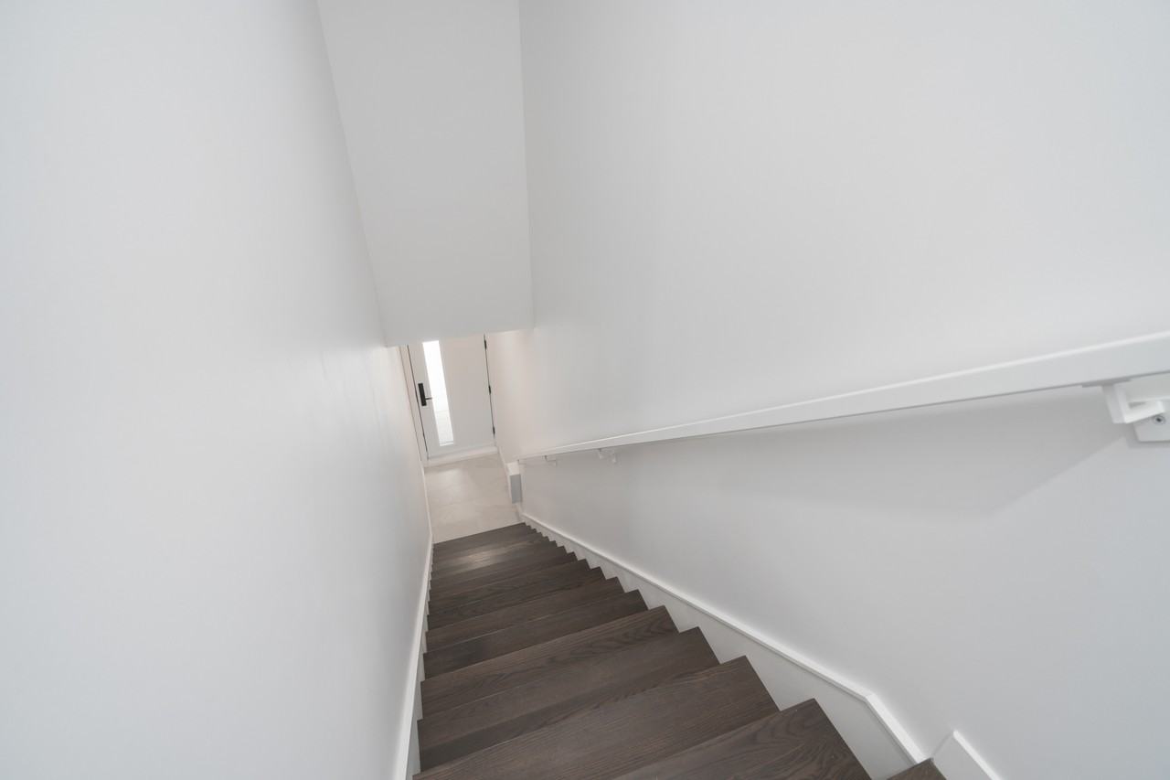 1961 Rue Suzanne Coallier - Photo 2 of 18