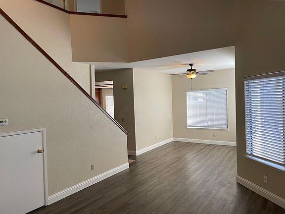 640 Timberline Ter #NA - Photo 3 of 7