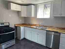 featured image of 381 5th Ave #2