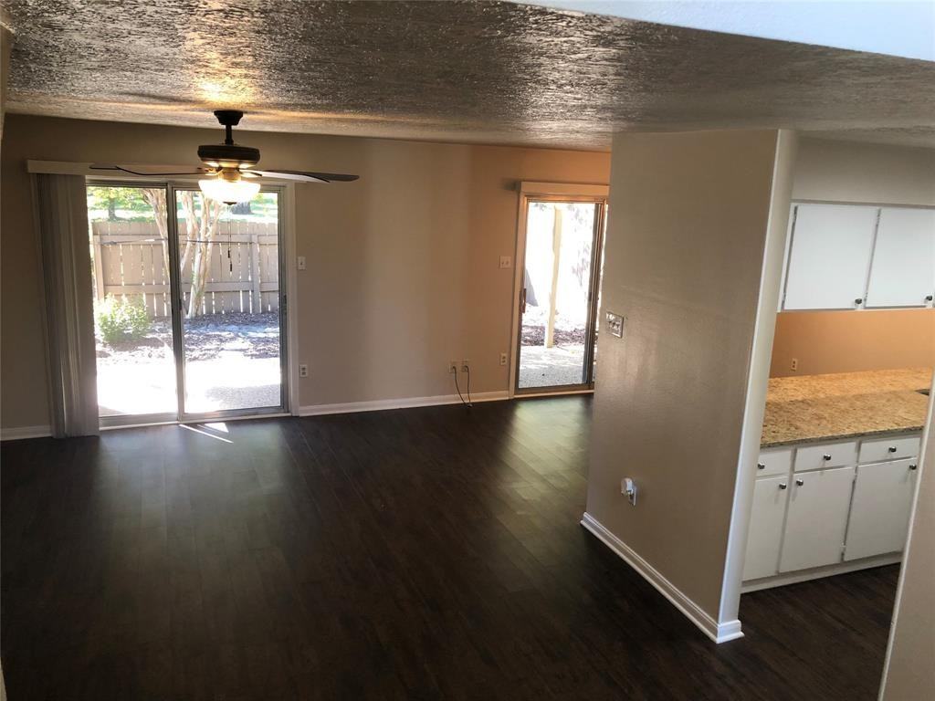 12223 Glenview Dr - Photo 3 of 31