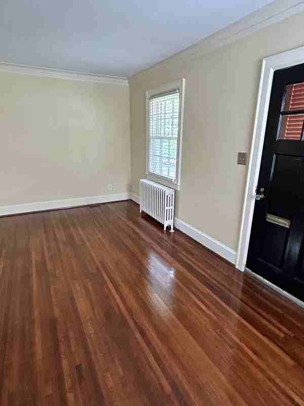 1716 Chestnut Ave - Photo 3 of 21