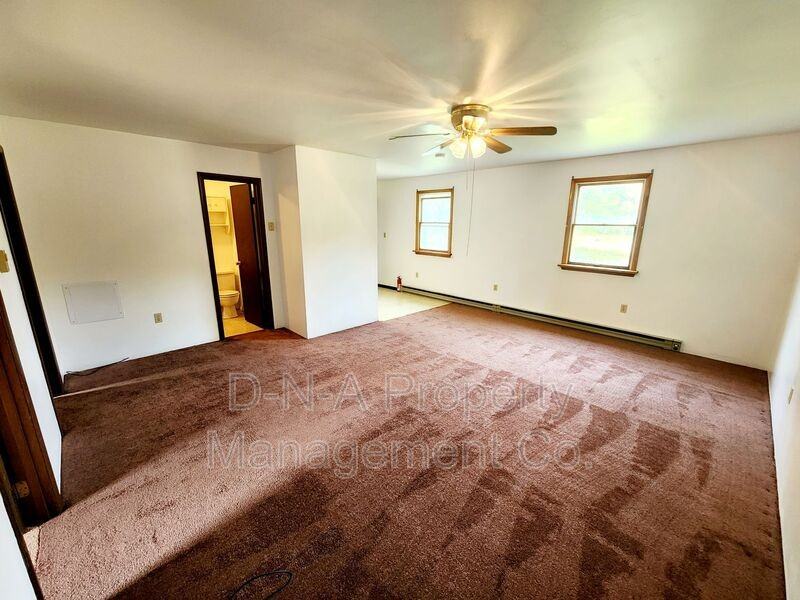 520 Post Hill Rd #202 - Photo 4 of 10