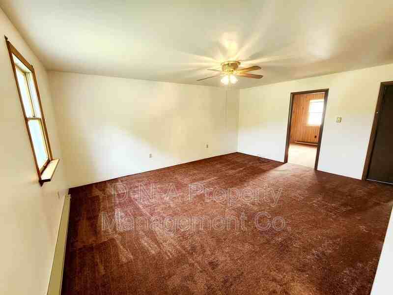 520 Post Hill Rd #202 - Photo 5 of 10