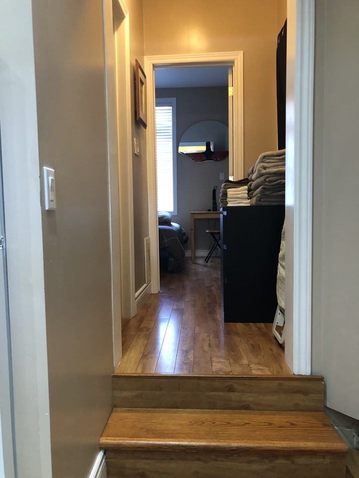 27 Oak St, Toronto, ON M9N 0A4 Room for 800/month Zumper