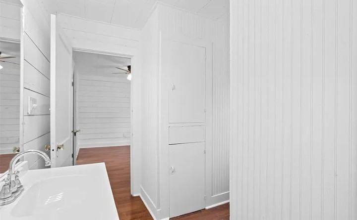 303 N Oak Ln #NA - Photo 3 of 13