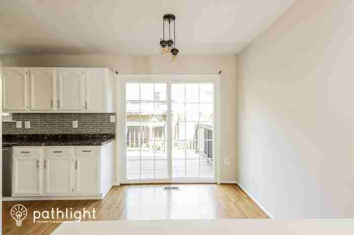 9344 Sea Oat Ct - Photo 3 of 19