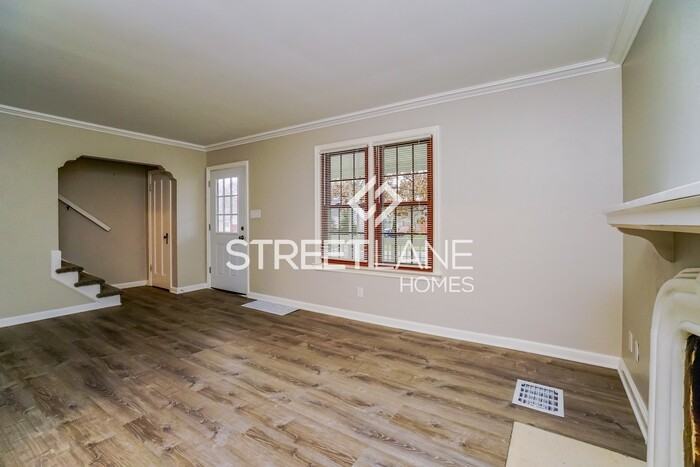 429 Garden Rd - Photo 2 of 16