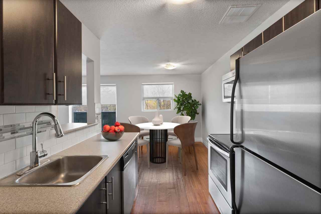 Treeview Towers - Photo 6 of 13