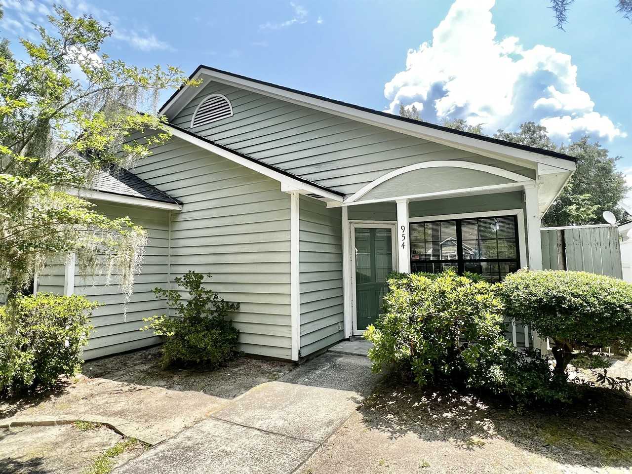 954 Oyster Cove Rd #1 - Photo 2 of 21