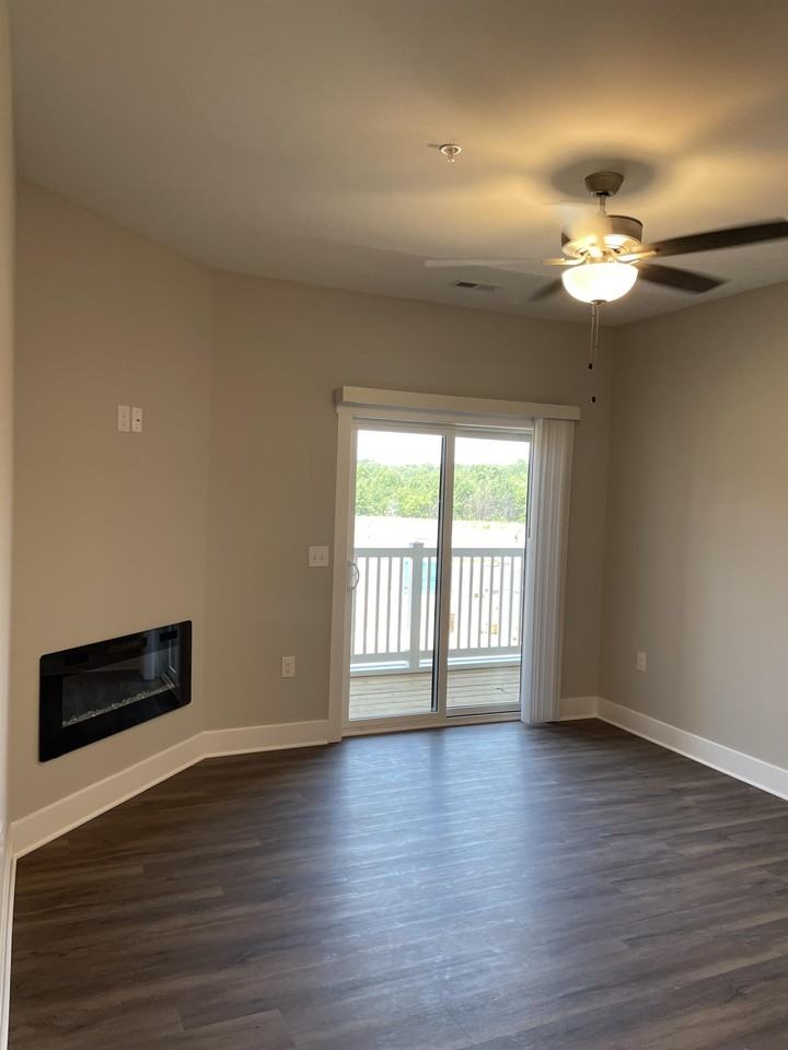 410 English Commons Drive - 408BLDG B #408 - Photo 4 of 17